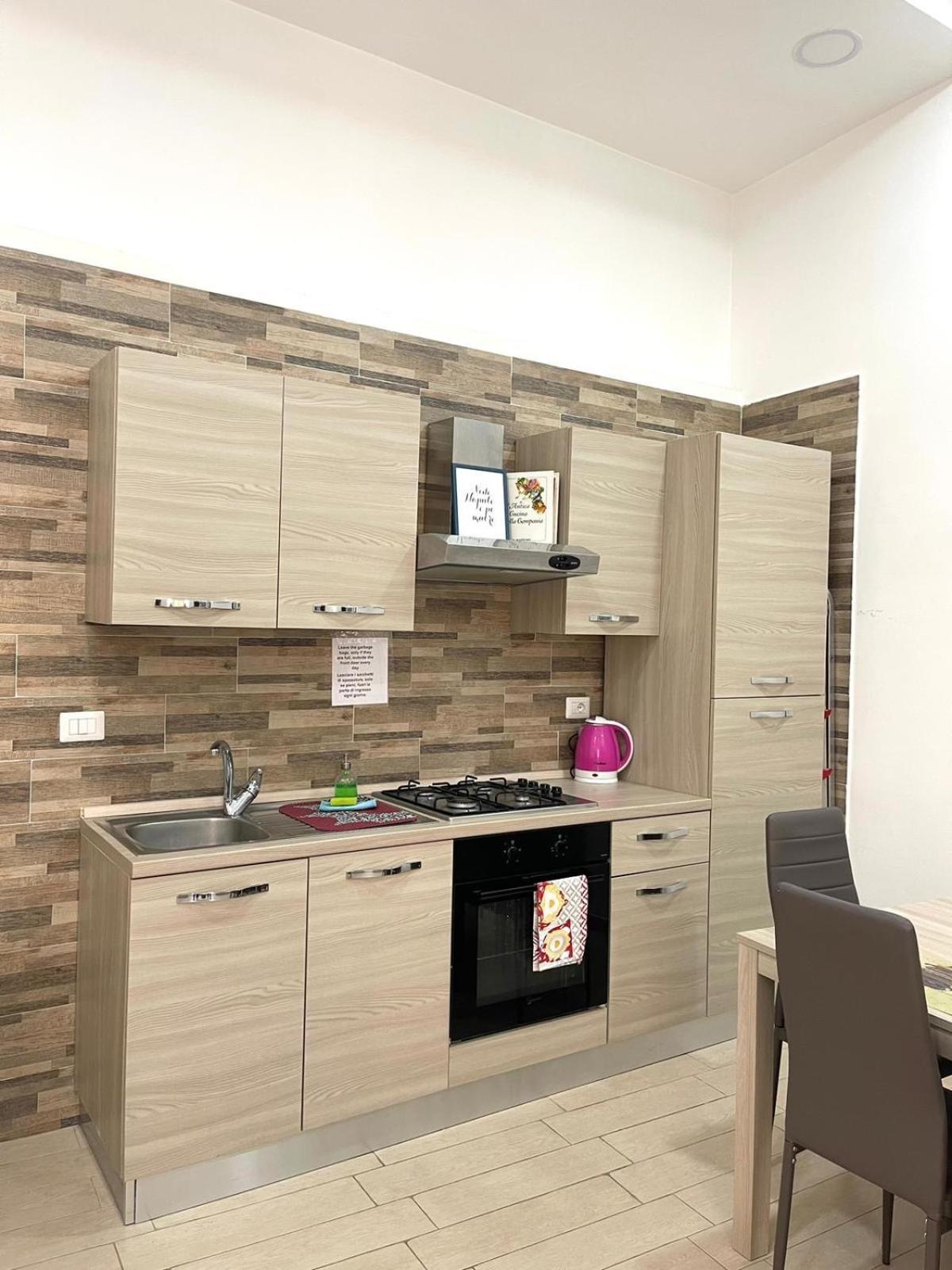 Ginevra'S Apartment Neapol Zewnętrze zdjęcie