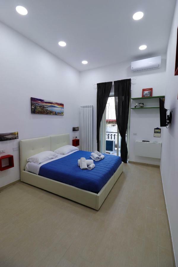 Ginevra'S Apartment Neapol Zewnętrze zdjęcie